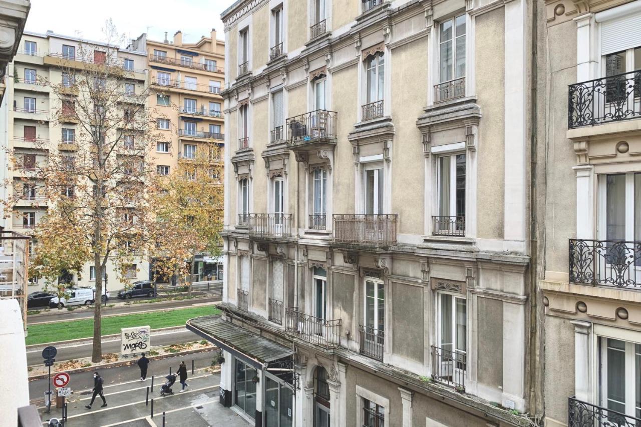 #B3 Light Pink T2 Near Jaures Estacade Luminous Apartment เกรอน็อบล์ ภายนอก รูปภาพ